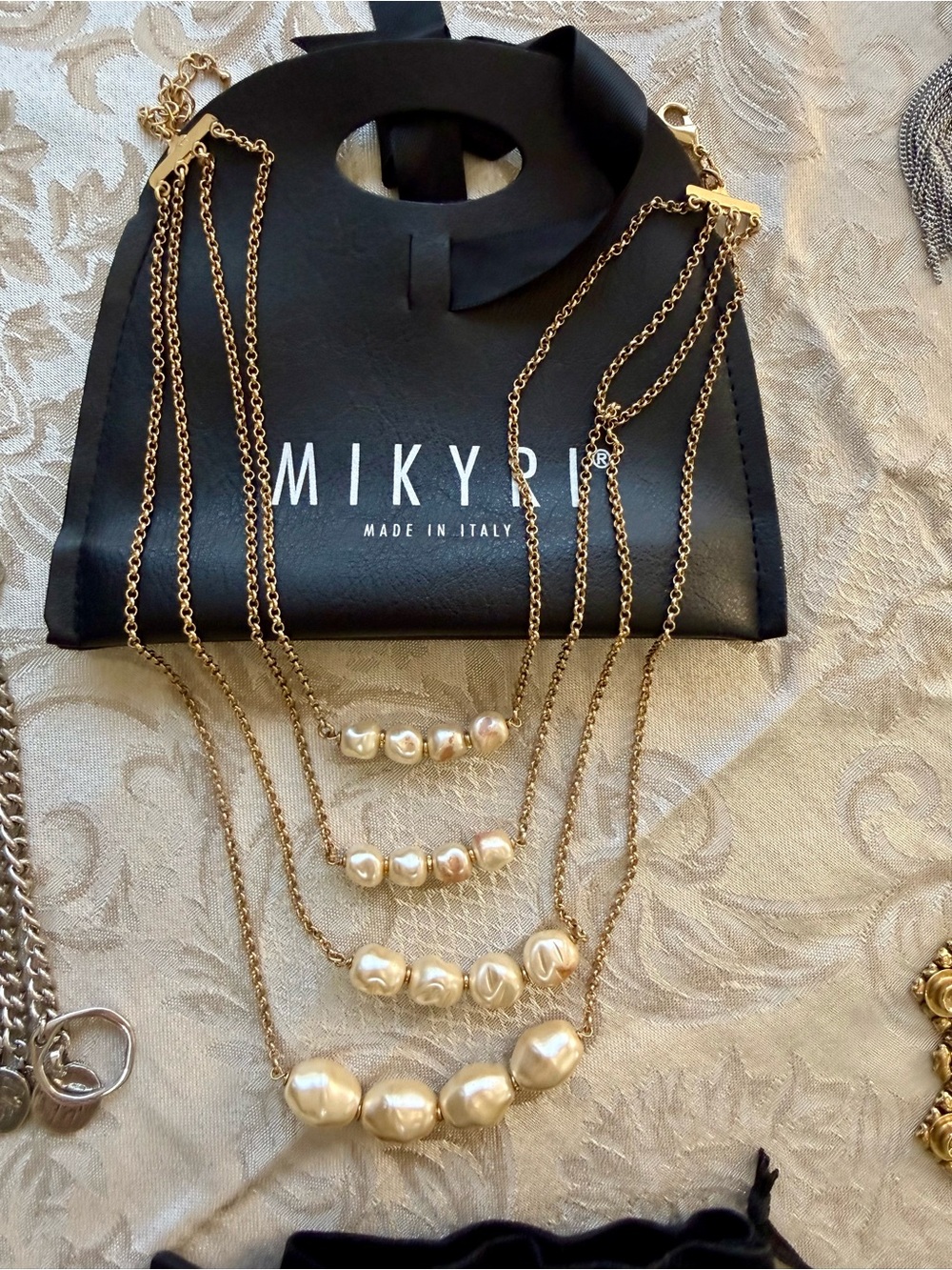 Row  Pearl Necklace